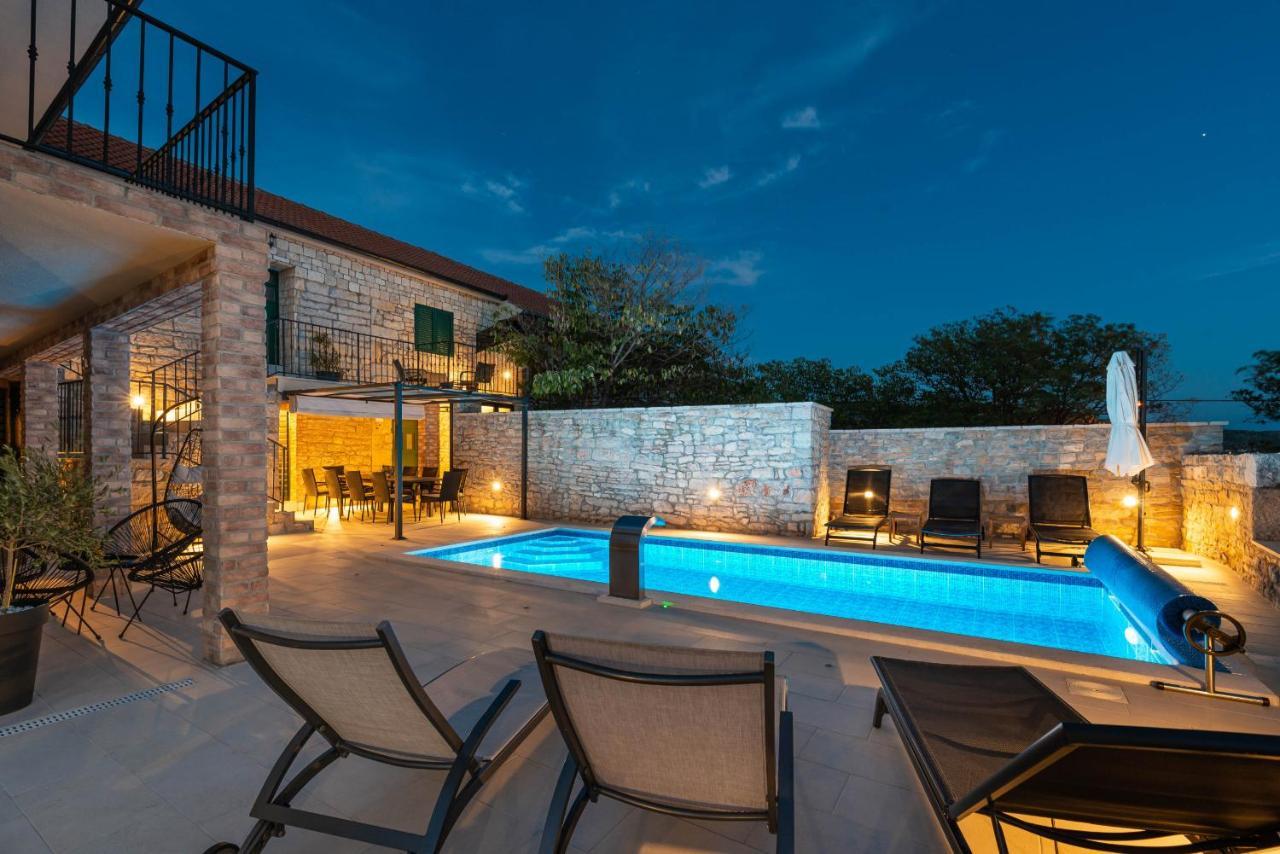 Stone Villa Didovi Snovi With Heated Pool Lisane Ostrovicke Eksteriør billede