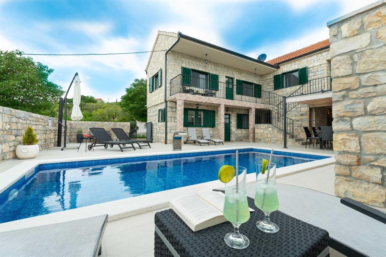Stone Villa Didovi Snovi With Heated Pool Lisane Ostrovicke Eksteriør billede