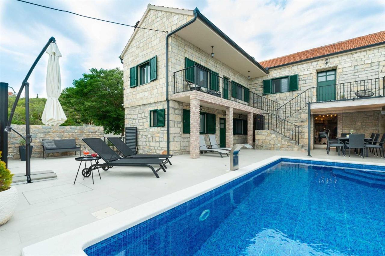 Stone Villa Didovi Snovi With Heated Pool Lisane Ostrovicke Eksteriør billede