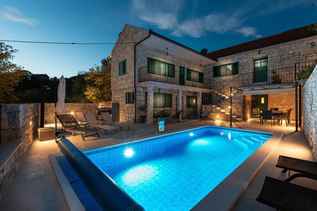 Stone Villa Didovi Snovi With Heated Pool Lisane Ostrovicke Eksteriør billede