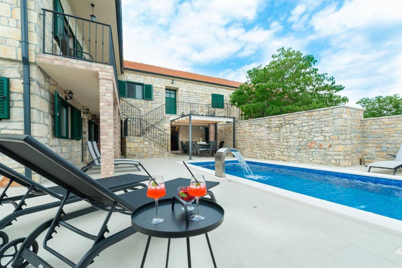 Stone Villa Didovi Snovi With Heated Pool Lisane Ostrovicke Eksteriør billede