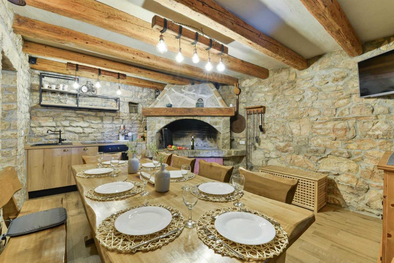 Stone Villa Didovi Snovi With Heated Pool Lisane Ostrovicke Eksteriør billede