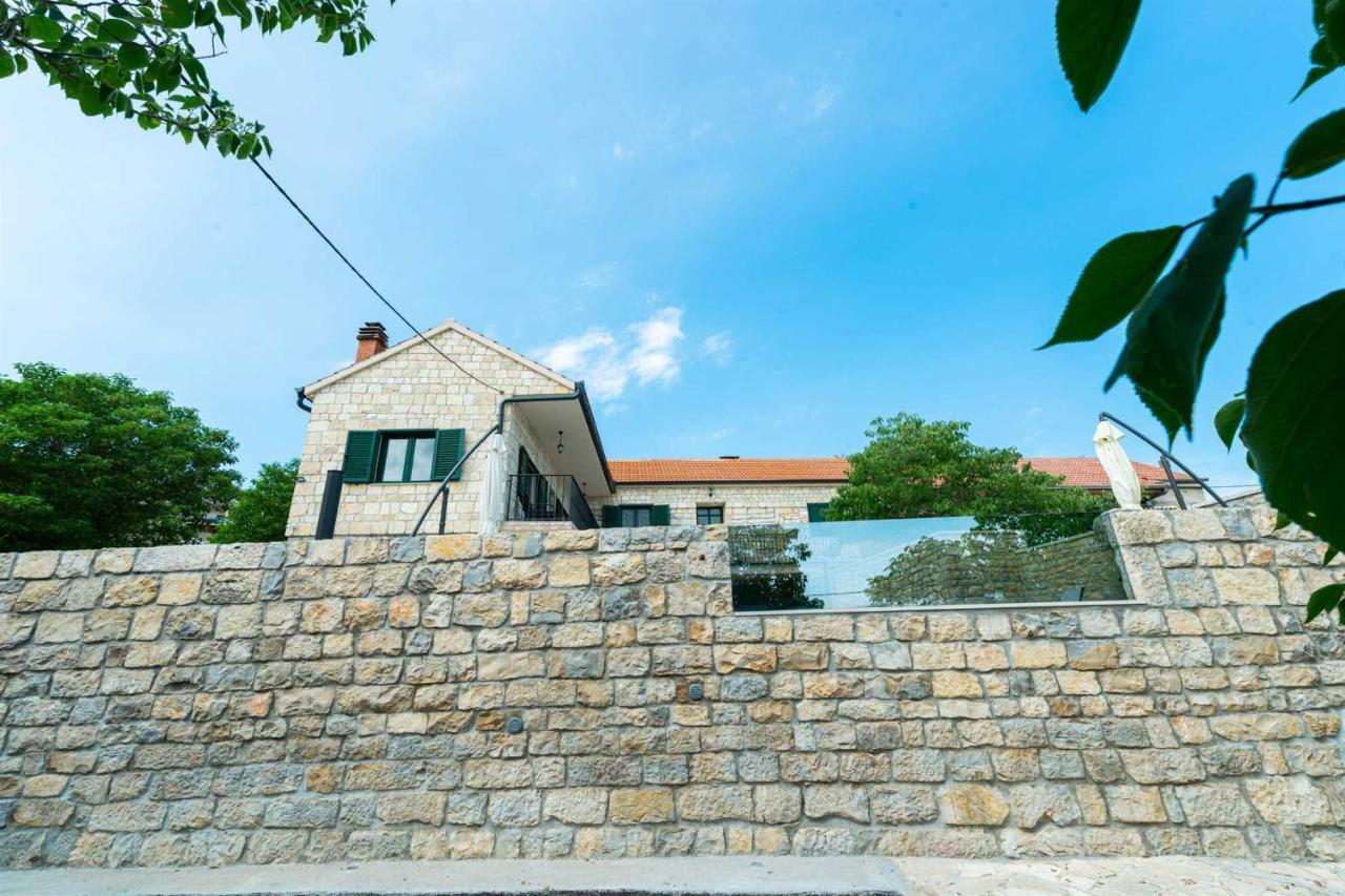 Stone Villa Didovi Snovi With Heated Pool Lisane Ostrovicke Eksteriør billede