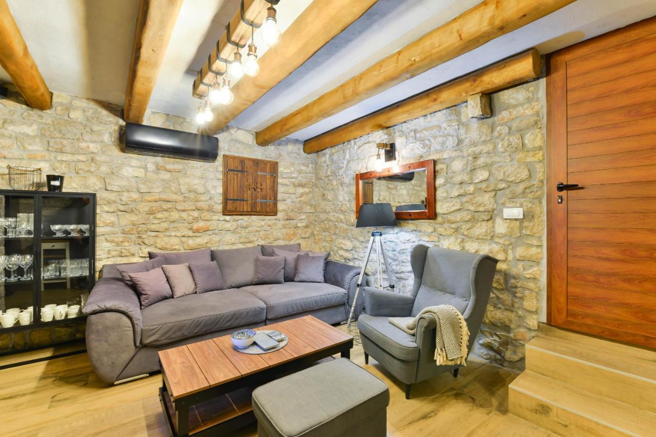 Stone Villa Didovi Snovi With Heated Pool Lisane Ostrovicke Eksteriør billede
