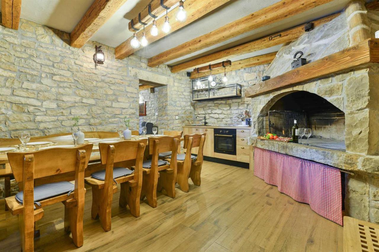 Stone Villa Didovi Snovi With Heated Pool Lisane Ostrovicke Eksteriør billede