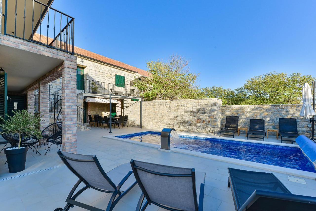 Stone Villa Didovi Snovi With Heated Pool Lisane Ostrovicke Eksteriør billede