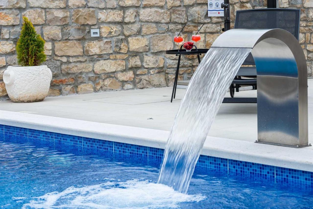 Stone Villa Didovi Snovi With Heated Pool Lisane Ostrovicke Eksteriør billede